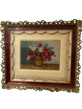 Floral Embroidery Wall Art in AMAZING frame
Pro framing
Victorian
